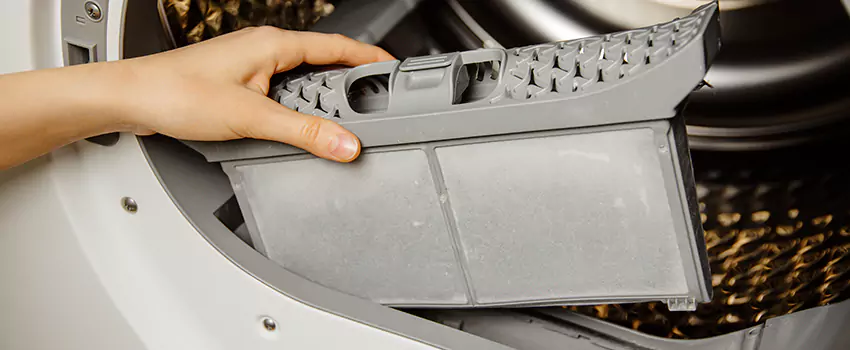 Signs Of A Clogged Dryer Lint Trap in Revere, Massachusetts
